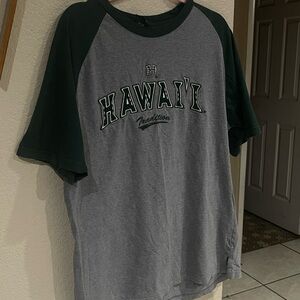 HAWAII Raglan Short-Sleeve Crewneck Tee - Forest Green/Gray